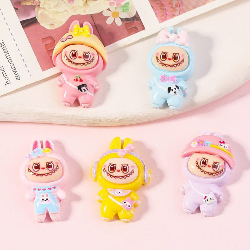 labubu mini charm matching game -open in live