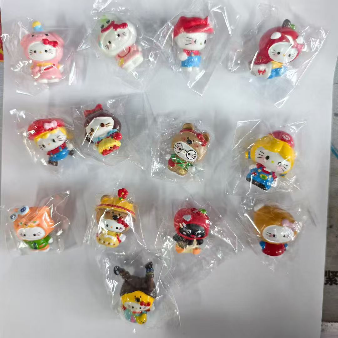 painted hello kitty pen beads match game -open in live