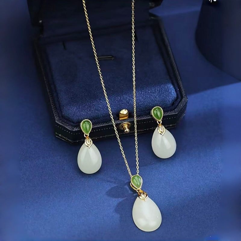 Collier en jade Hetian naturel Eternal Grace