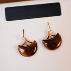 Boucles d'oreilles Fortis Natural Œil de Tigre — Lune en croissant rétro française