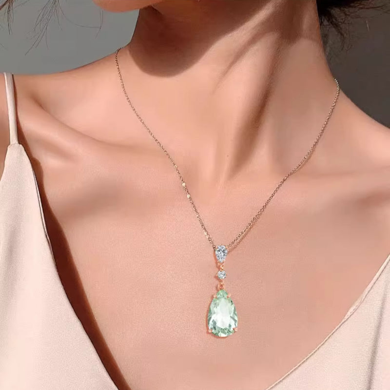 Collier Printanier Rosée de Cristal Naturel