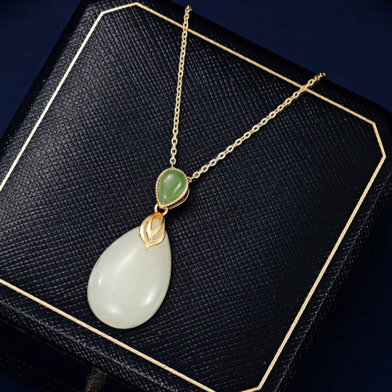 Collier en jade Hetian naturel Eternal Grace