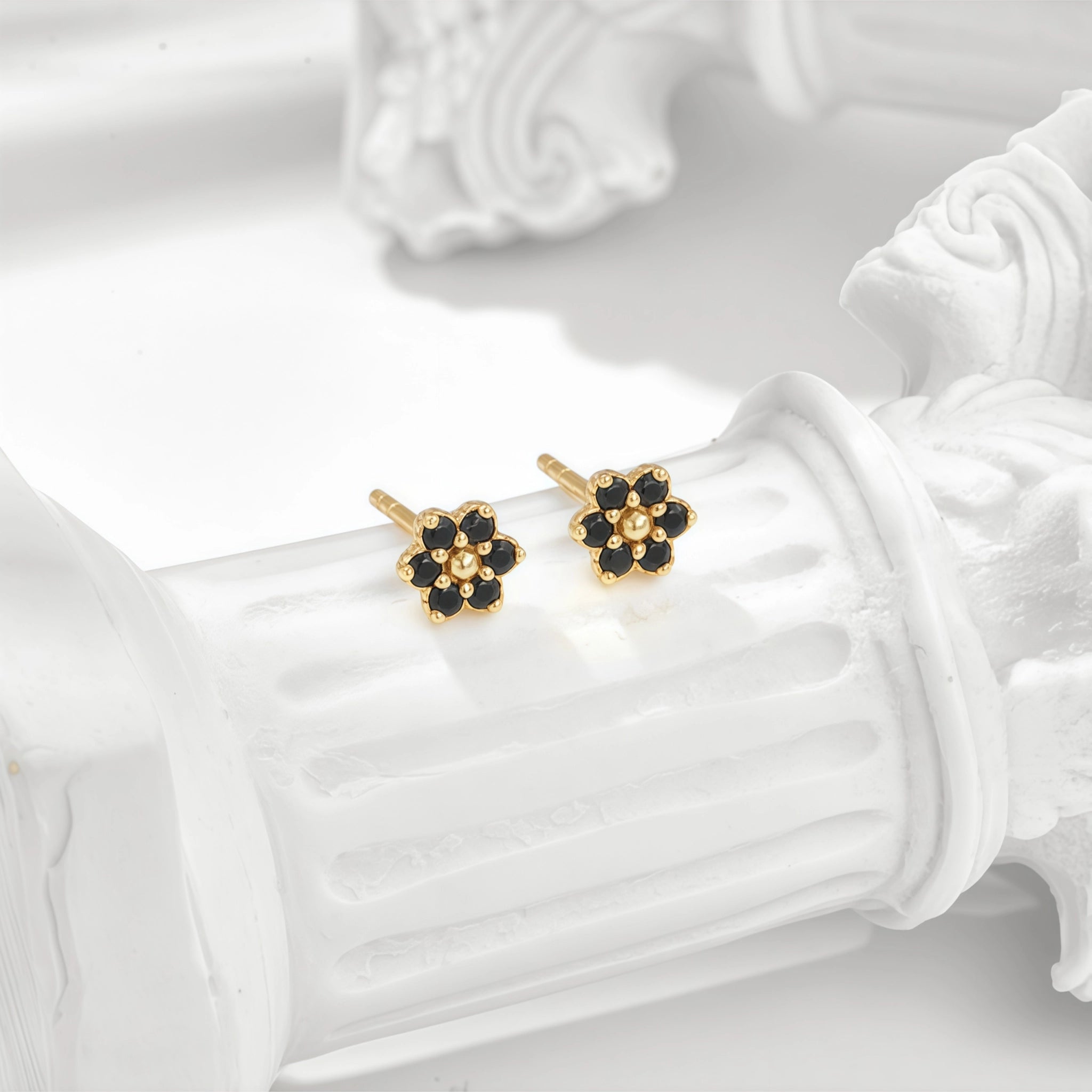 Four‑Petal Flower Black Gemstone Jewelry Set - Serenity And Fortitude