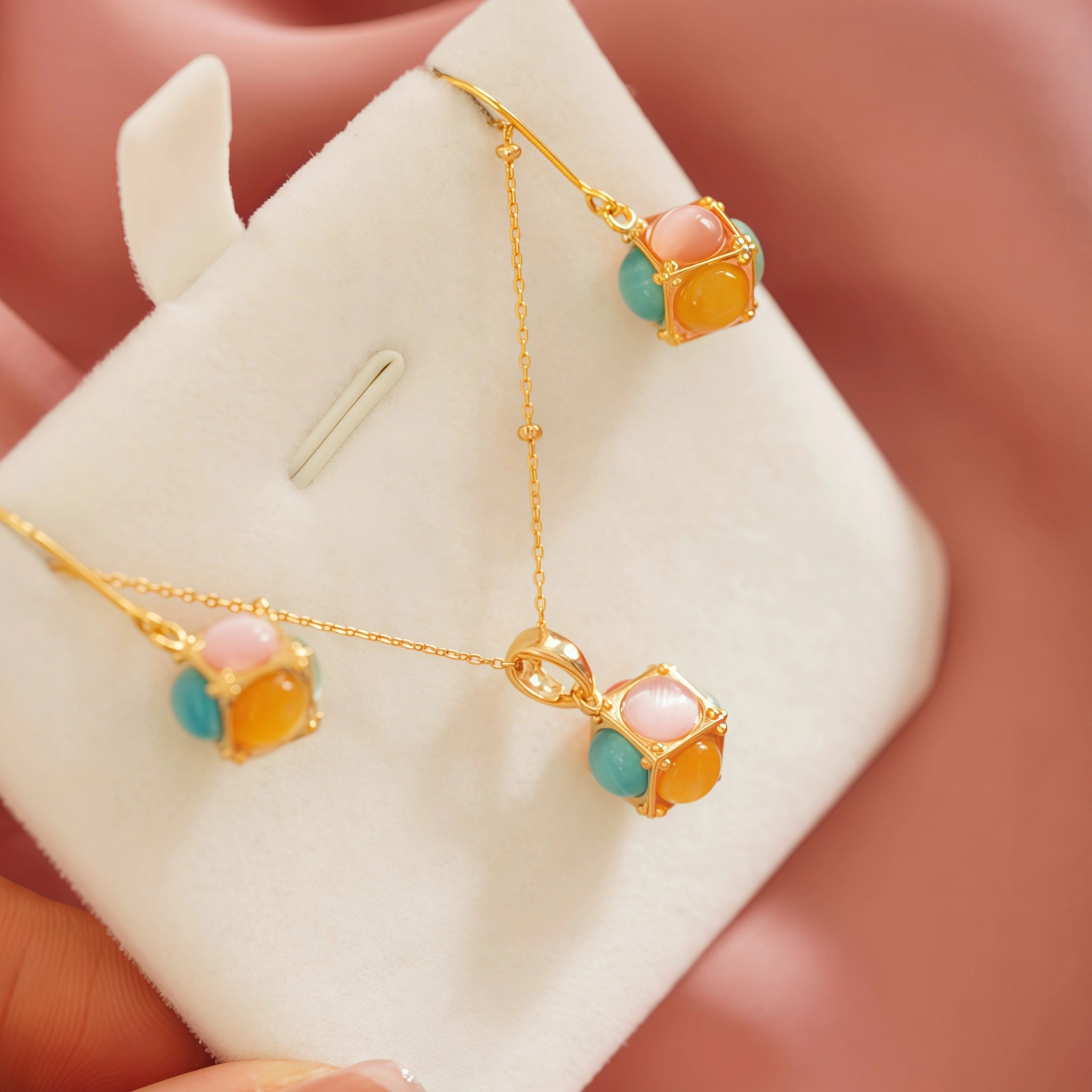 Collier Sakura en jade Hetian