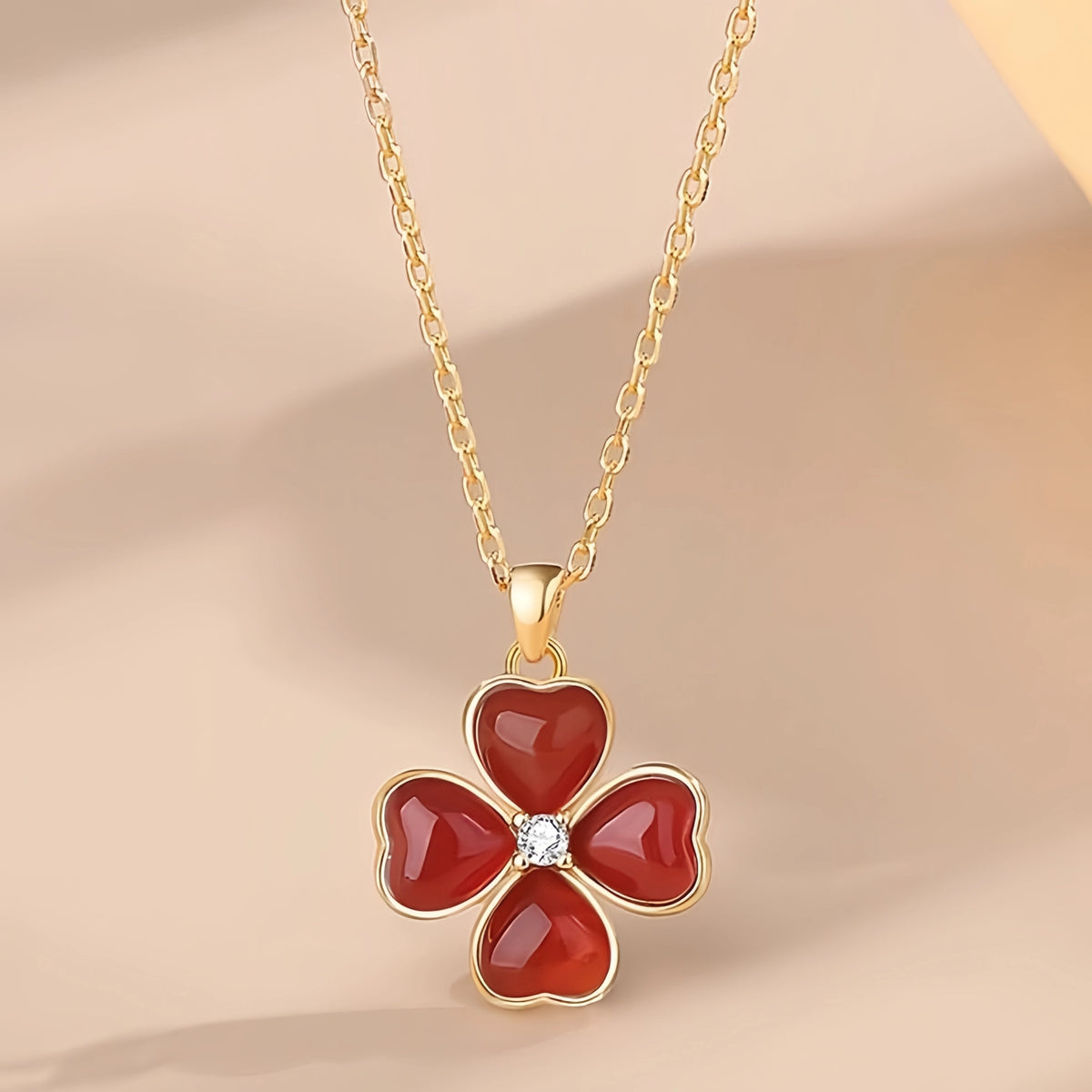 Collier à ajustement facile en quartz clair - Pureté intérieure et expression claire
