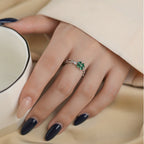 Bague porte-bonheur trèfle à quatre feuilles verte — Envoyez de la chance à votre petite amie