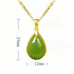 Élégant collier en jade Hetian naturel en forme de goutte
