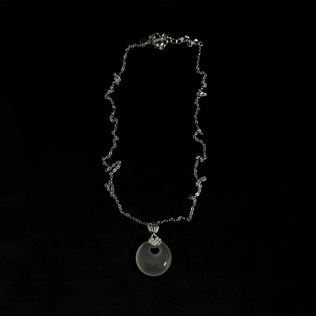 Collier à ajustement facile en quartz clair - Pureté intérieure et expression claire