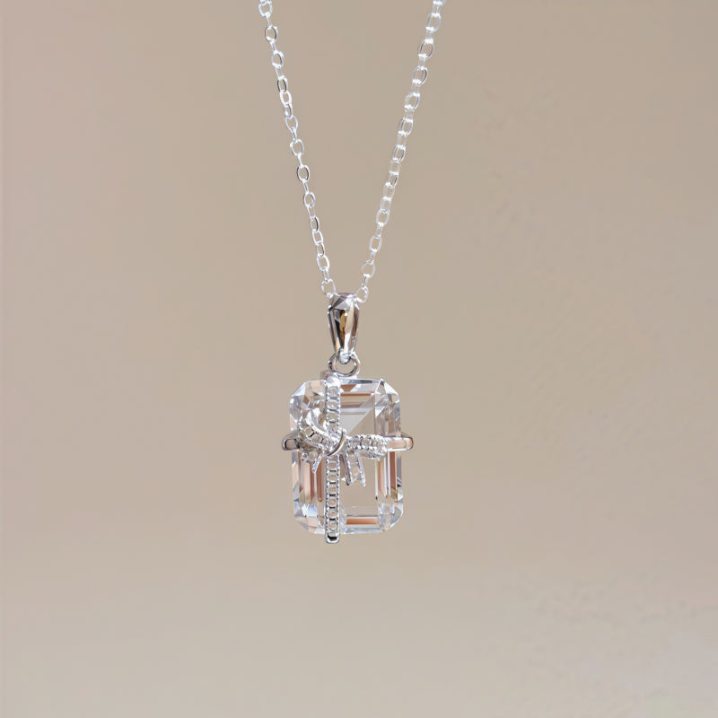 Shinning Bow Clear Quartz Necklace – Purify Aura, Clear Mind