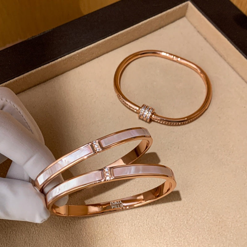 Natural White Mother-of-Pearl Slim Bracelet