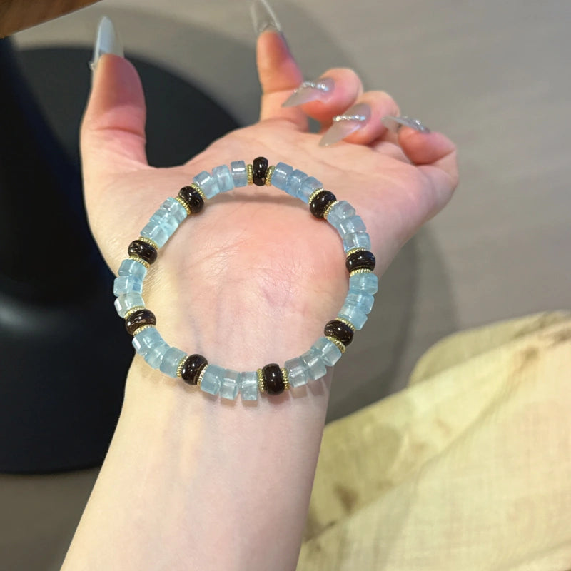 Aquamarine Bracelet-Smooth Expression