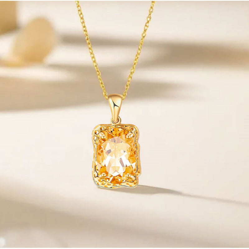 Collier en cristal naturel « Succès Joyeux »