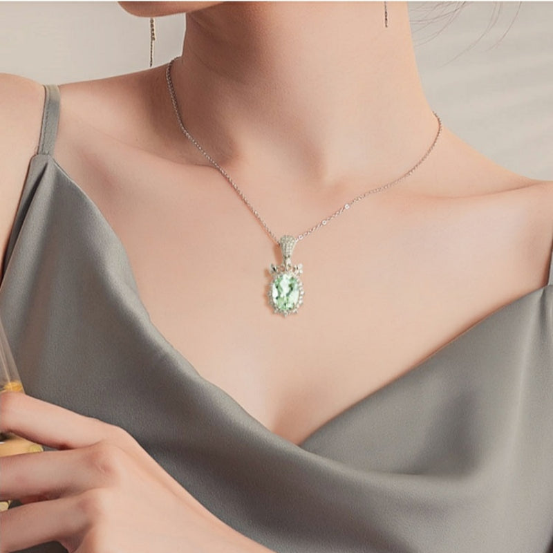 Collier en cristal naturel couronne vintage