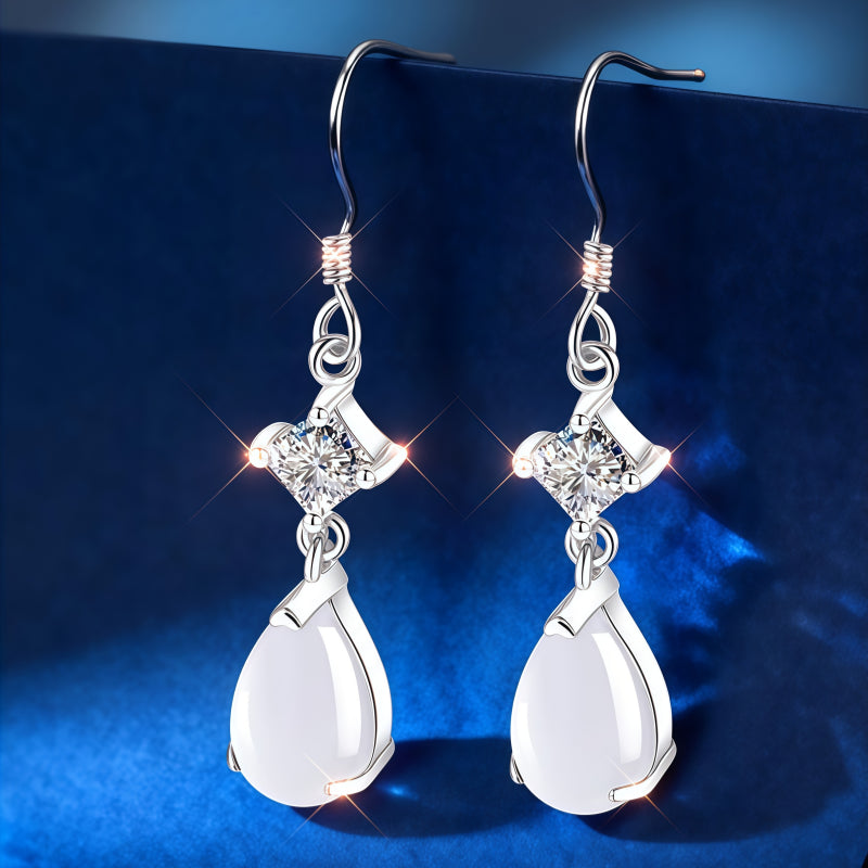 Vintage White Chalcedony 3‑Piece Jewelry Set - Wisdom