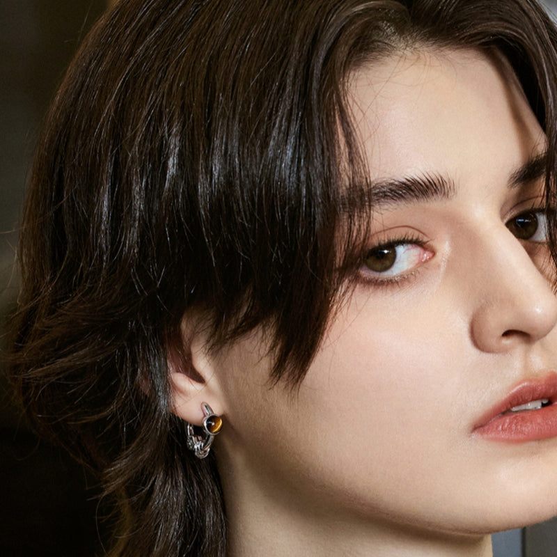Boucles d'oreilles en œil de tigre naturel et argent, style streetwear — Courage fougueux pour mon petit ami