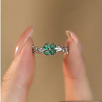 Bague porte-bonheur trèfle à quatre feuilles verte — Envoyez de la chance à votre petite amie