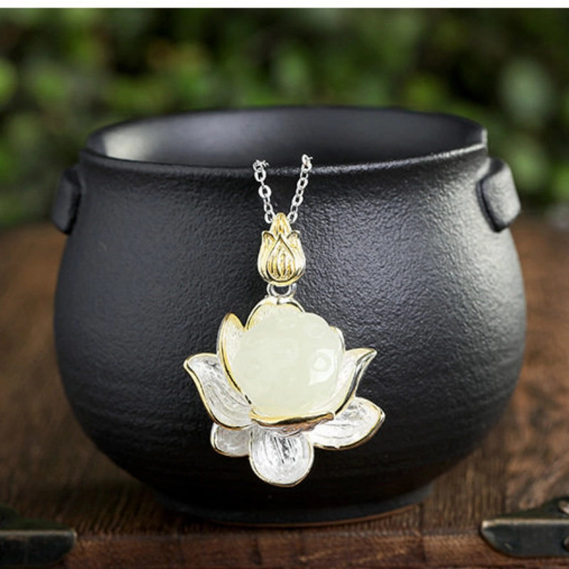 Boucles d'oreilles Lucky Lotus Pod en jade Hetian – Bijoux ethniques orientaux