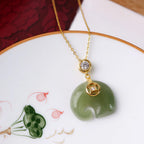 Collier à ajustement facile en quartz clair - Pureté intérieure et expression claire