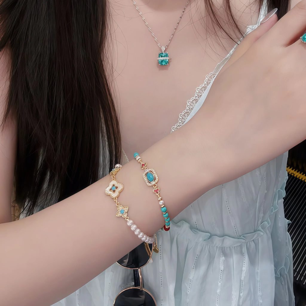 Collier en cristal naturel couronne vintage