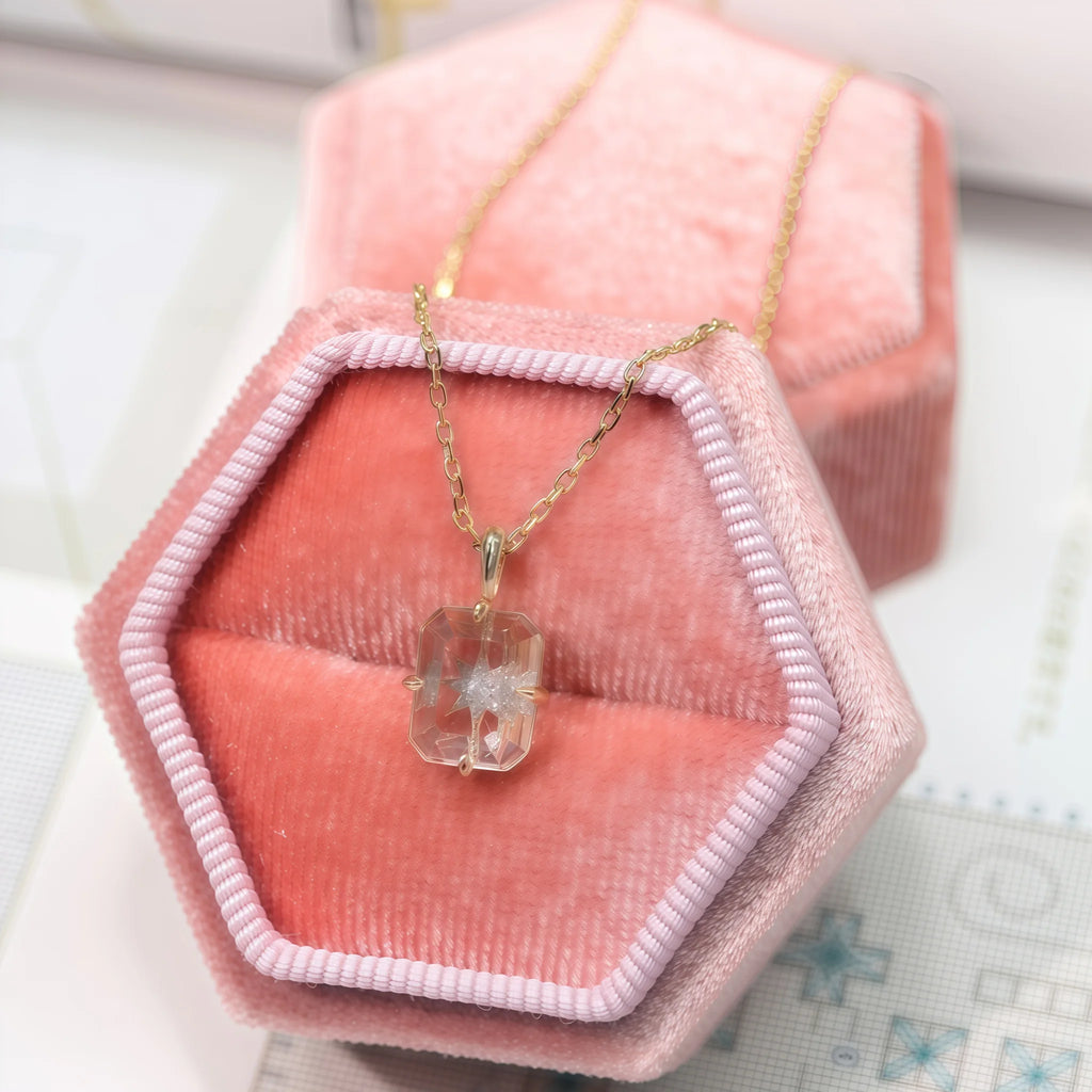 Collier Sakura en jade Hetian