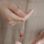 Collier Lotus Rouge
