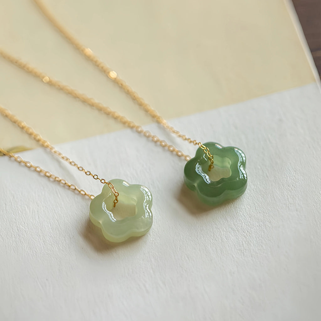 Collier à ajustement facile en quartz clair - Pureté intérieure et expression claire