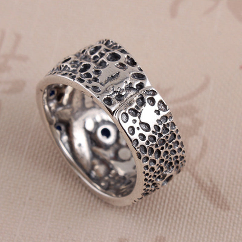 Bague en améthyste naturelle irrégulière – Calme l'esprit, approfondit l'intuition, attire la paix