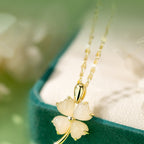 Collier Trèfle à Quatre Feuilles — Amour Éternel pour Votre Petite Amie