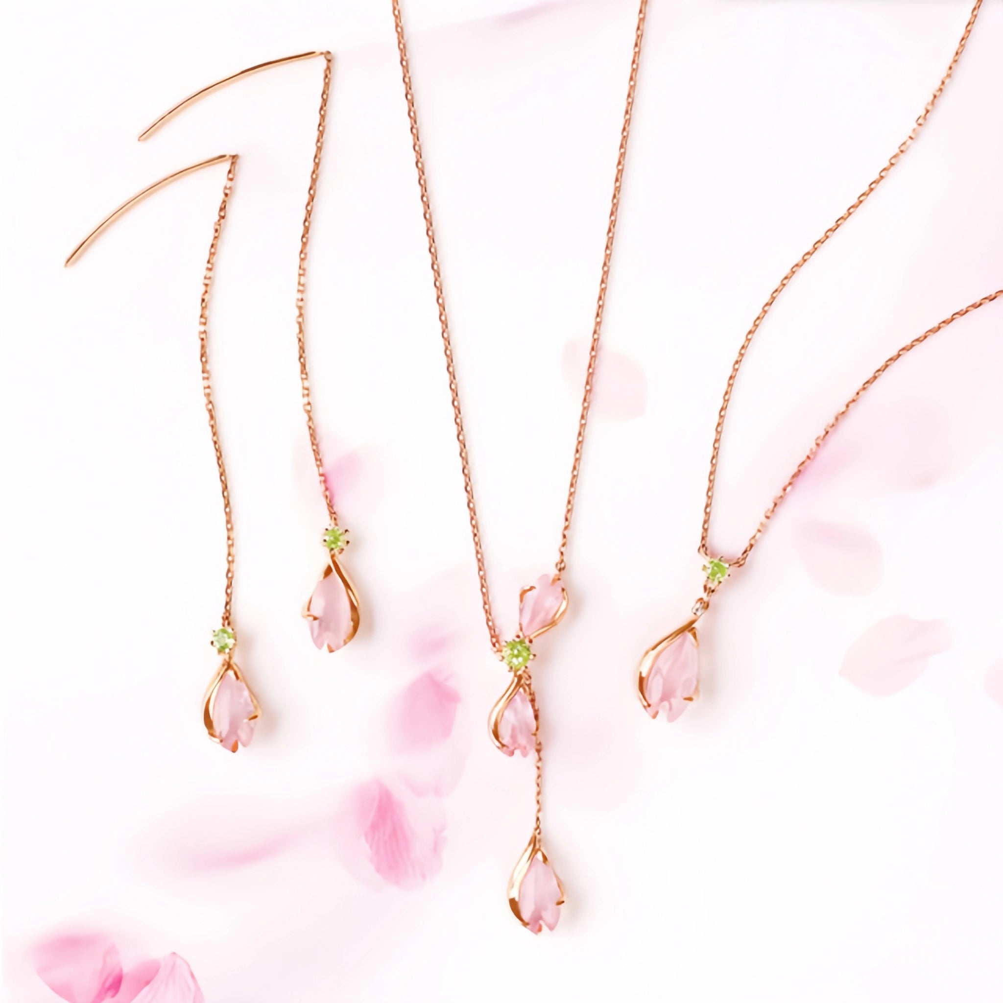 Collier en cristal de quartz clair Pendentif facetté irrégulier