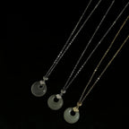 Collier à ajustement facile en quartz clair - Pureté intérieure et expression claire