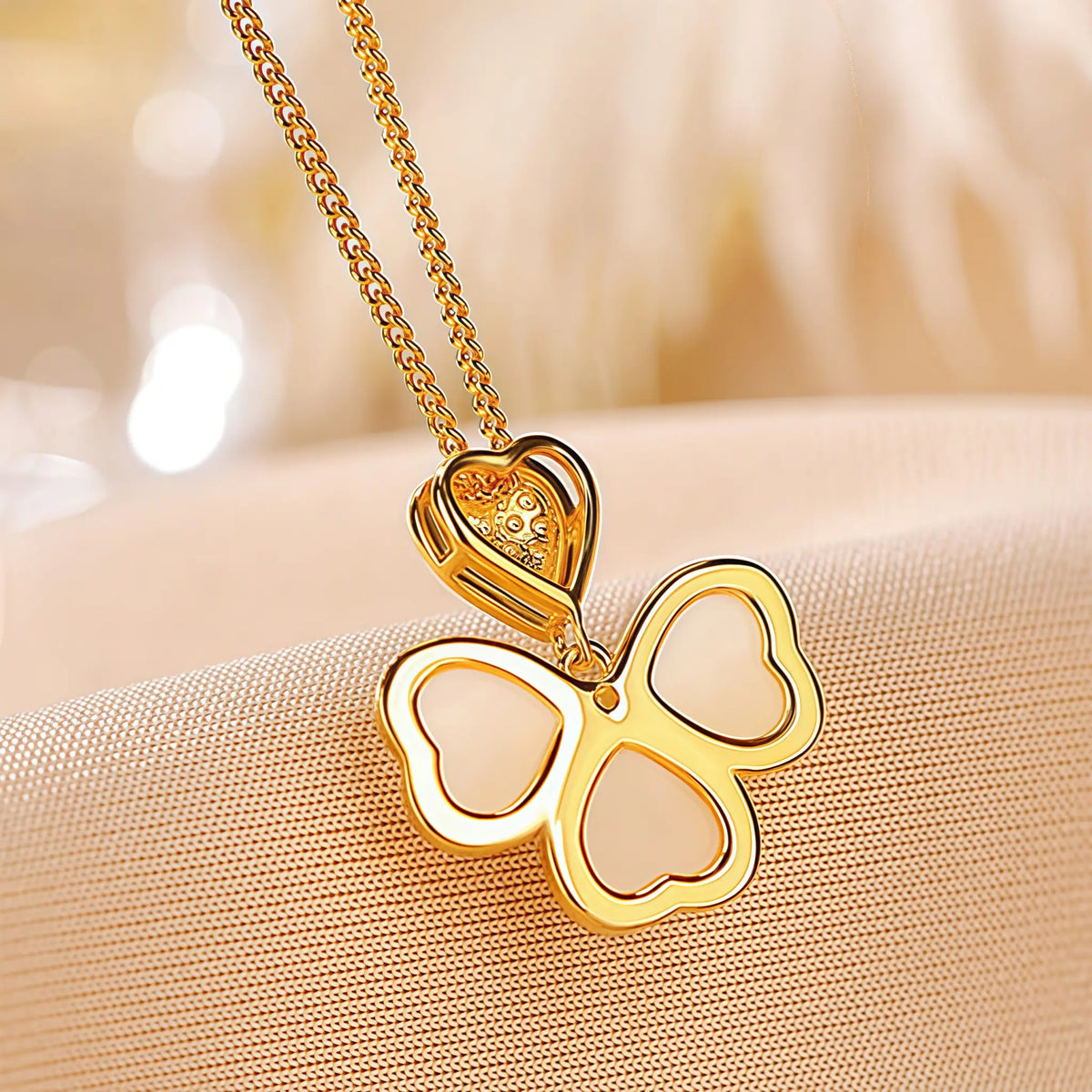 Heart Hetian Jade Four-Leaf Clover Necklace - Purity & Peace