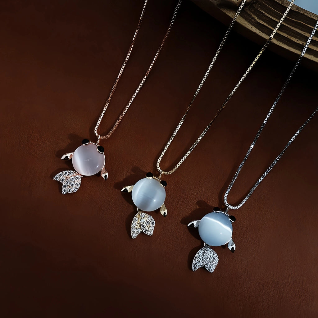 Pendentif Trèfle à quatre feuilles bleu en cristal naturel – Cadeau porte-bonheur pour elle / Maman