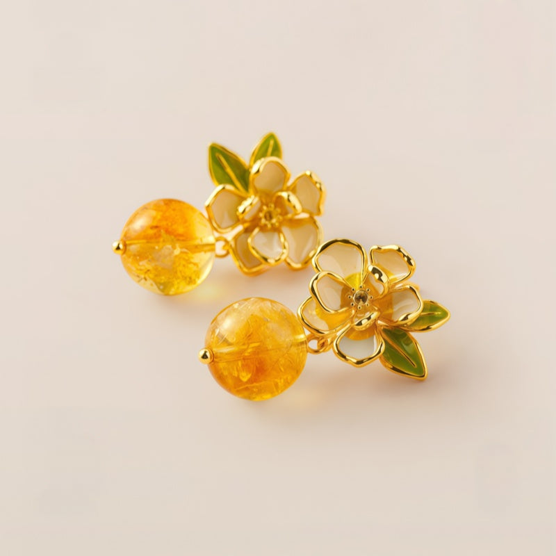 Boucles d'oreilles Camellia en cristal naturel
