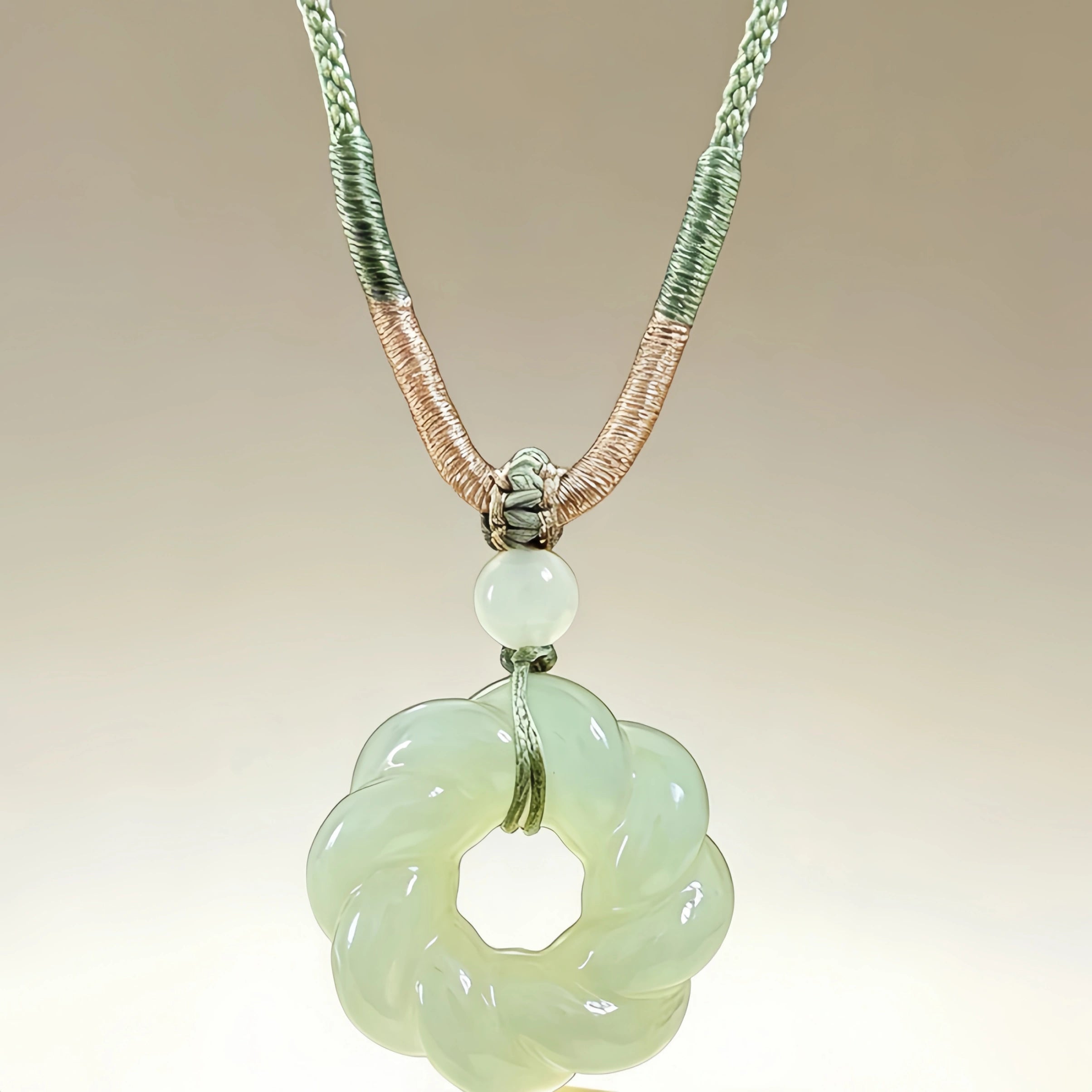 Collier Lotus Dew en jade Hetian naturel