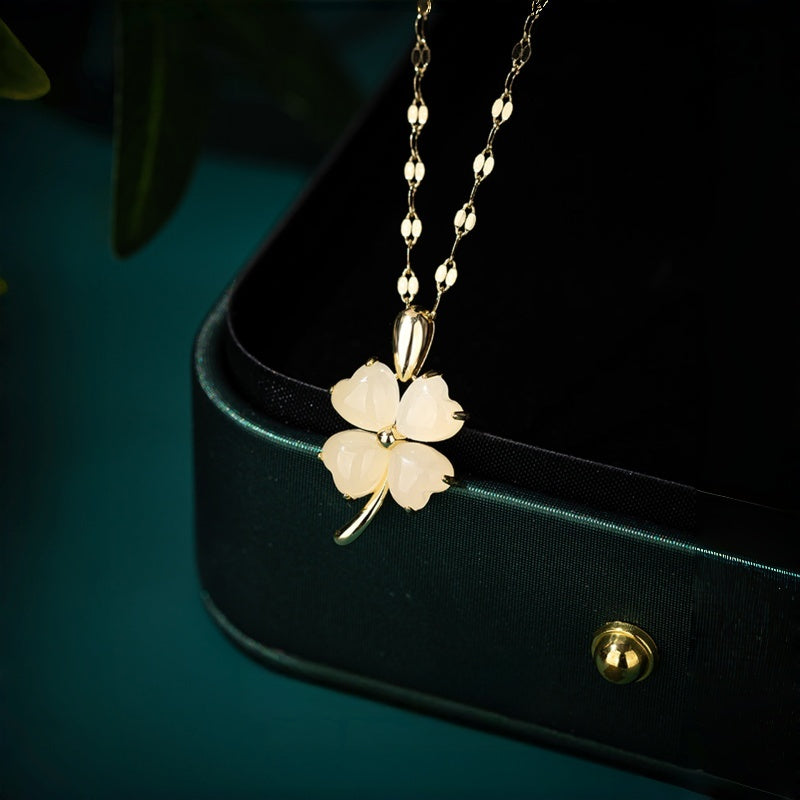 Collier Trèfle à Quatre Feuilles — Amour Éternel pour Votre Petite Amie