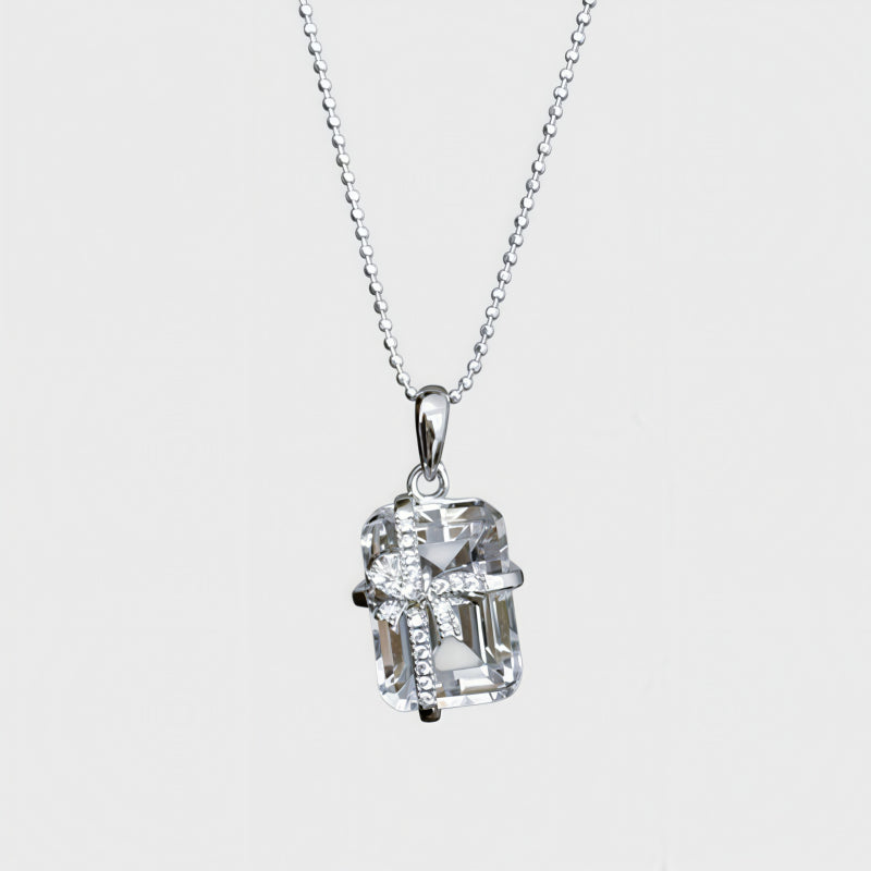 Shinning Bow Clear Quartz Necklace – Purify Aura, Clear Mind