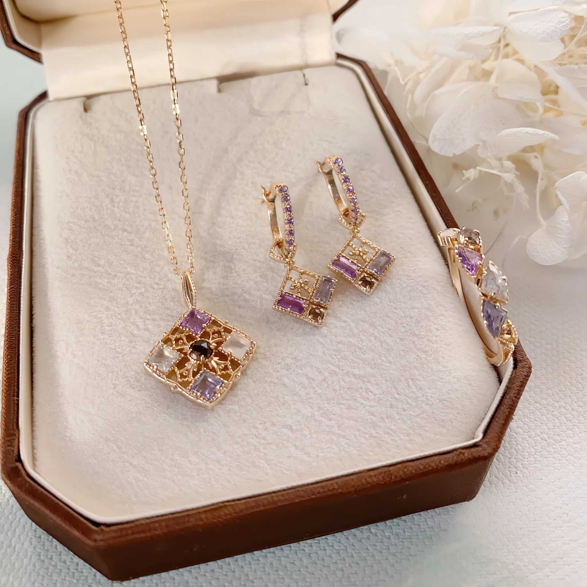 Collier Sakura en jade Hetian
