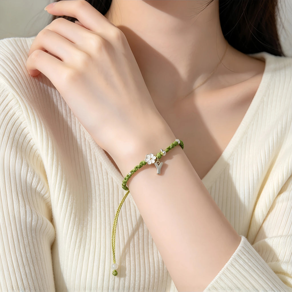 Star & Petal Adjustable Pull Hand-Woven Bracelet - Gentle Daily Styling