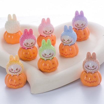 Halloween Labubu matching game -open in live