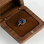 Bague classique en lapis-lazuli indigo