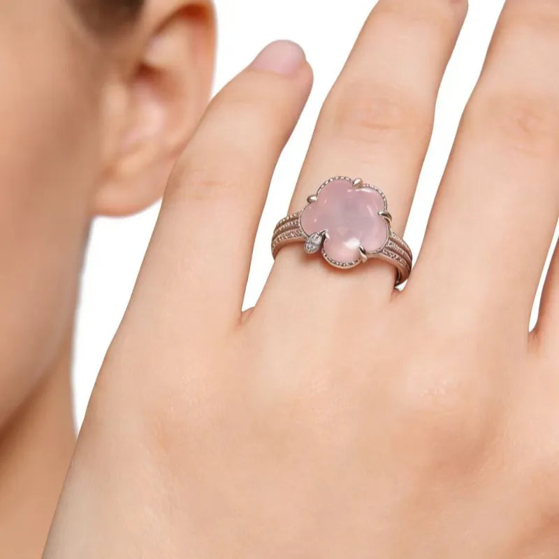Lucky Rose Quartz Clover Ring
