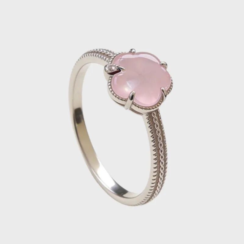 Lucky Rose Quartz Clover Ring