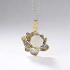 Collier Lotus de Jade Blanc