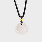 Collier cordon en calcédoine Fleur de Lotus – Bijou spirituel
