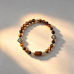 Bracelet Œil de Tigre naturel, runes anciennes — Cadeau de couple pour petit ami