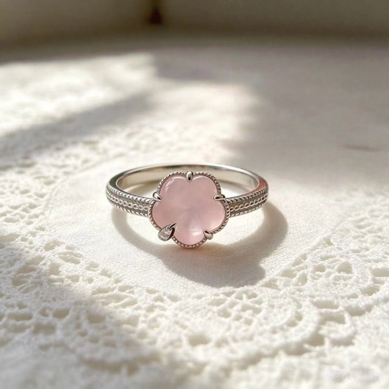 Lucky Rose Quartz Clover Ring