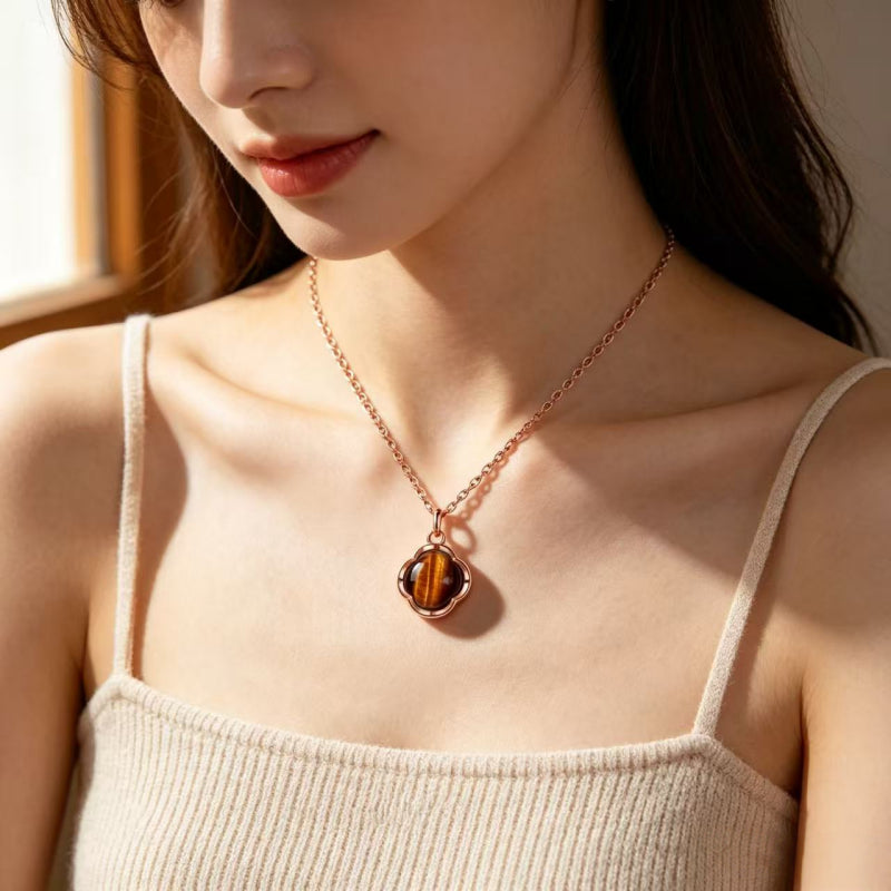 Natural Tiger Eye Necklace — Lucky Clover Engravable Birthday Gift Clavicle Necklace