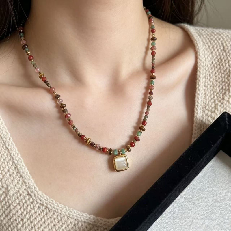 Natural Tiger Eye Stone Necklace — Vintage Oil Painting Style Lapel Pin Choker