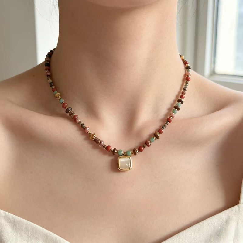 Natural Tiger Eye Stone Necklace — Vintage Oil Painting Style Lapel Pin Choker