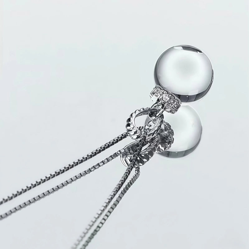 Natural White Crystal Necklace, Elegant and Luxurious Women's Collarbone Chain